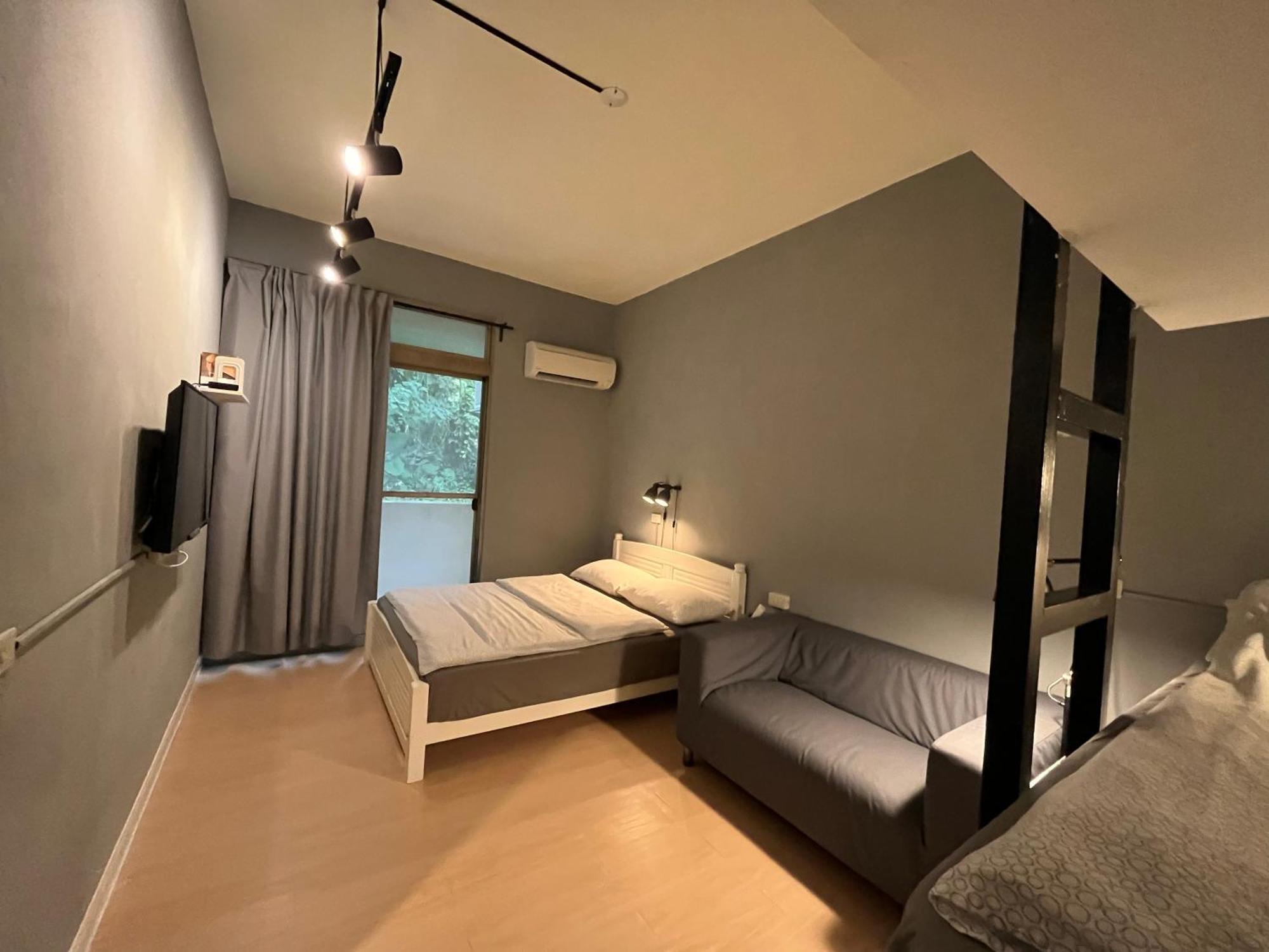 Dali Yi International Hostel Toucheng Room photo