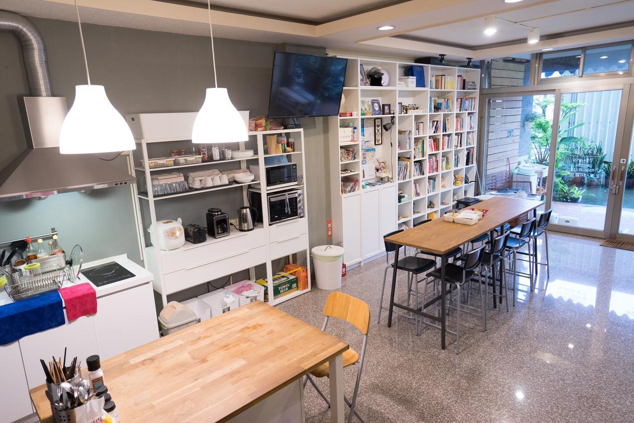Dali Yi International Hostel Toucheng Exterior photo